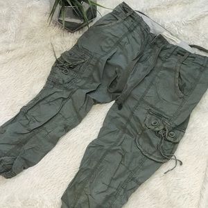 ABERCROMBIE Capri Khalid